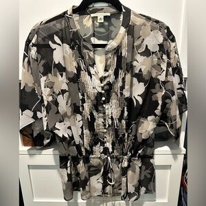 Banana Republic sheer dark floral blouse. Size Small